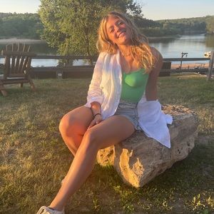 Meet your Posher, Hannah